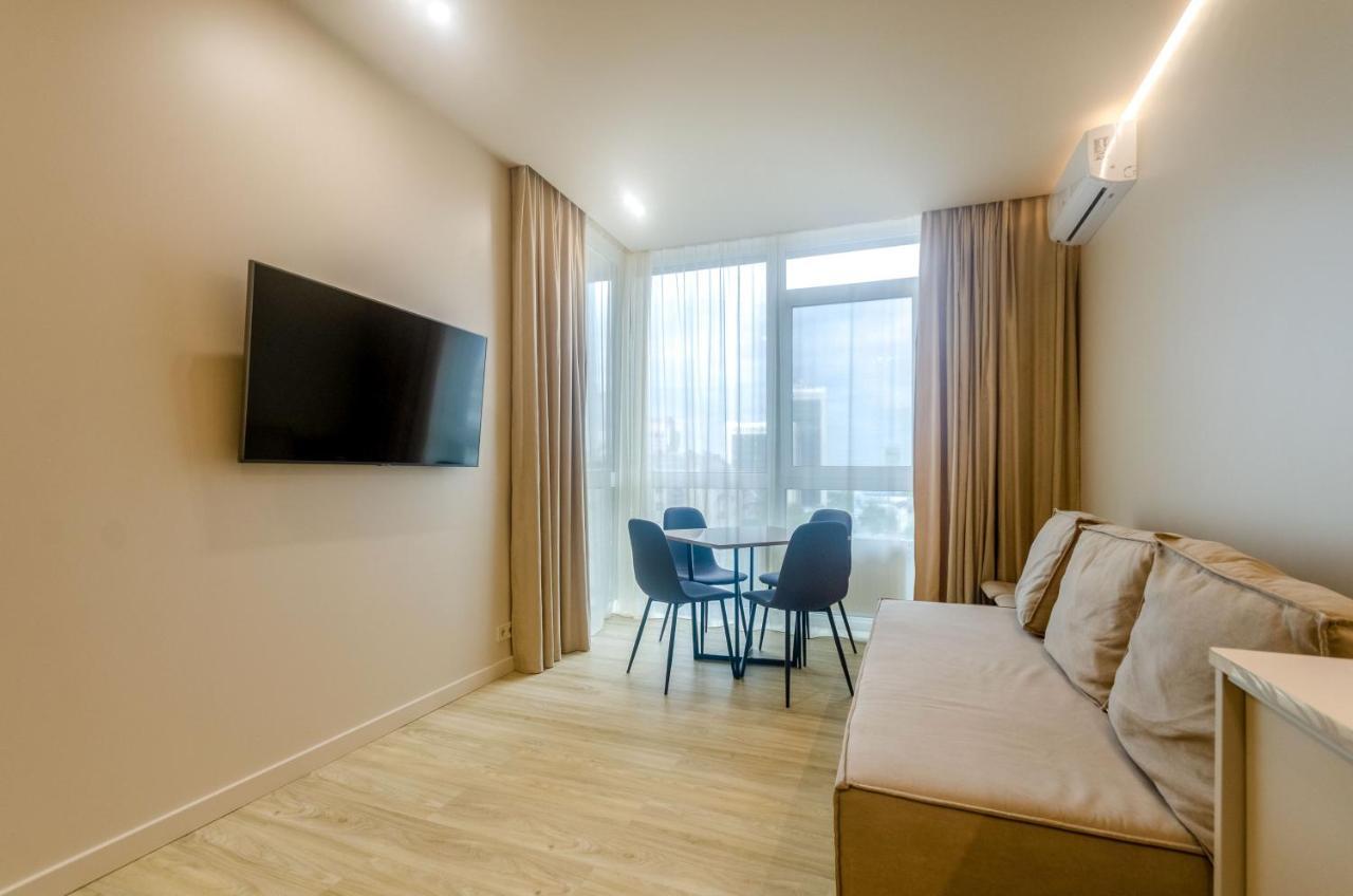 Petrovdom 85-141-122-38 Apartments In The Rc "French Quarter" เคียฟ ภายนอก รูปภาพ