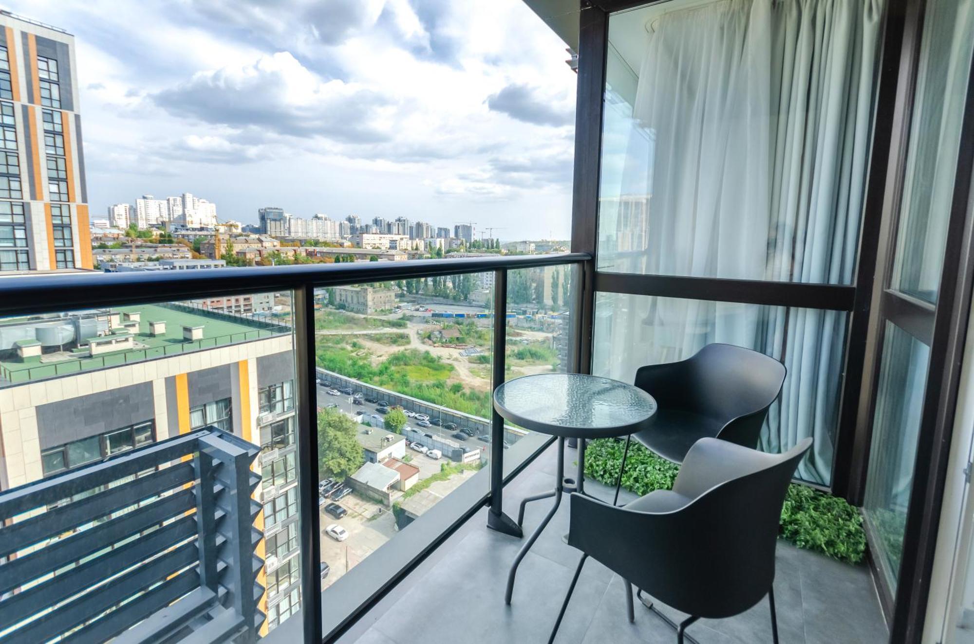 Petrovdom 85-141-122-38 Apartments In The Rc "French Quarter" เคียฟ ภายนอก รูปภาพ